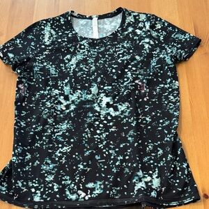 Lululemon Short Sleeve Tee Size 12